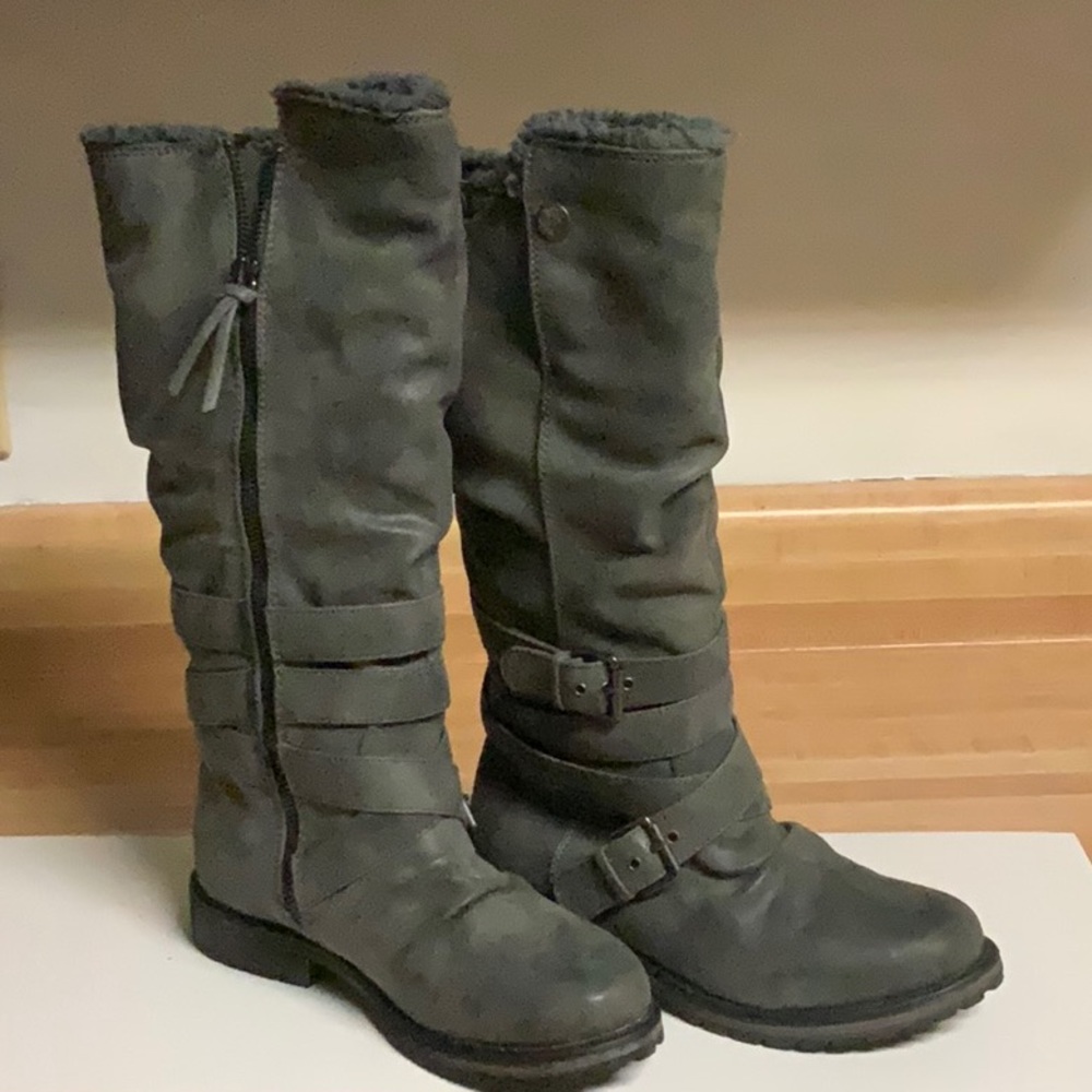 Roxy Dawson Boots